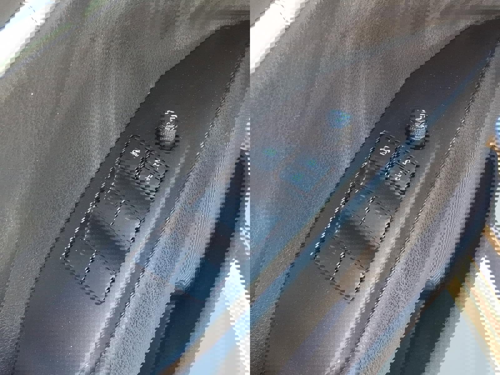 Used 2024 Toyota Camry SE image 13