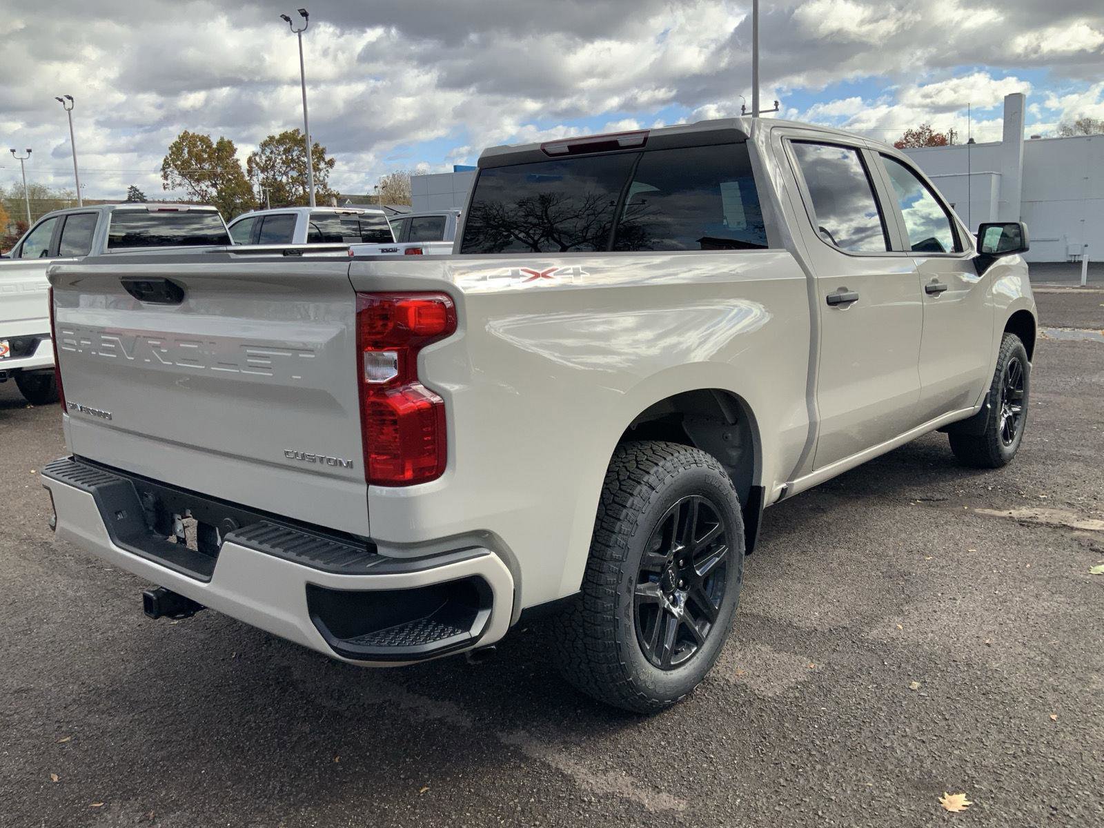 New 2026 Chevrolet Silverado 1500 Custom AWD/4WD image 7