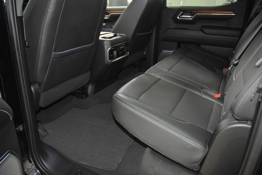 Used 2024 GMC Sierra 1500 Denali w/ Denali Reserve Package AWD/4WD image 42