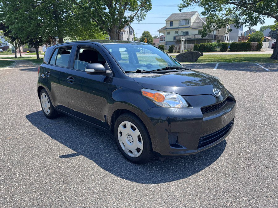 Used 2013 Scion xD FWD image 1