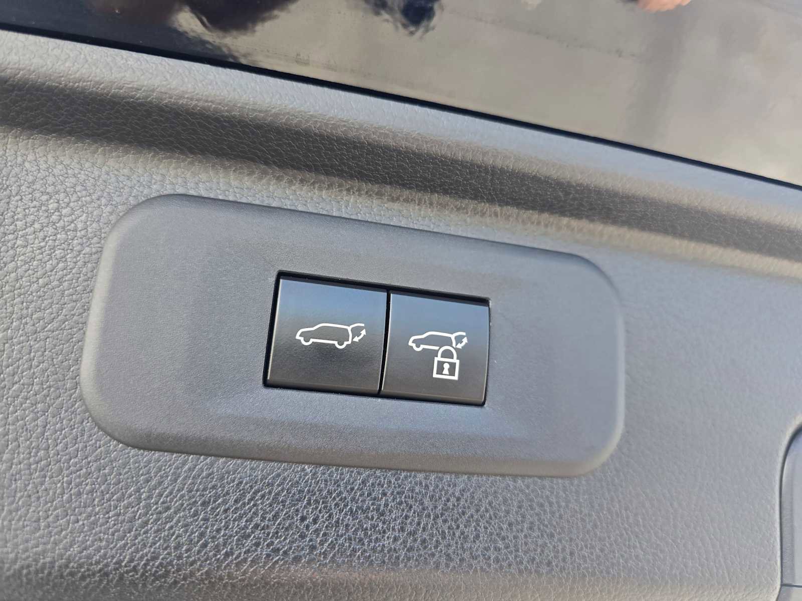Used 2024 Toyota Grand Highlander XLE image 19