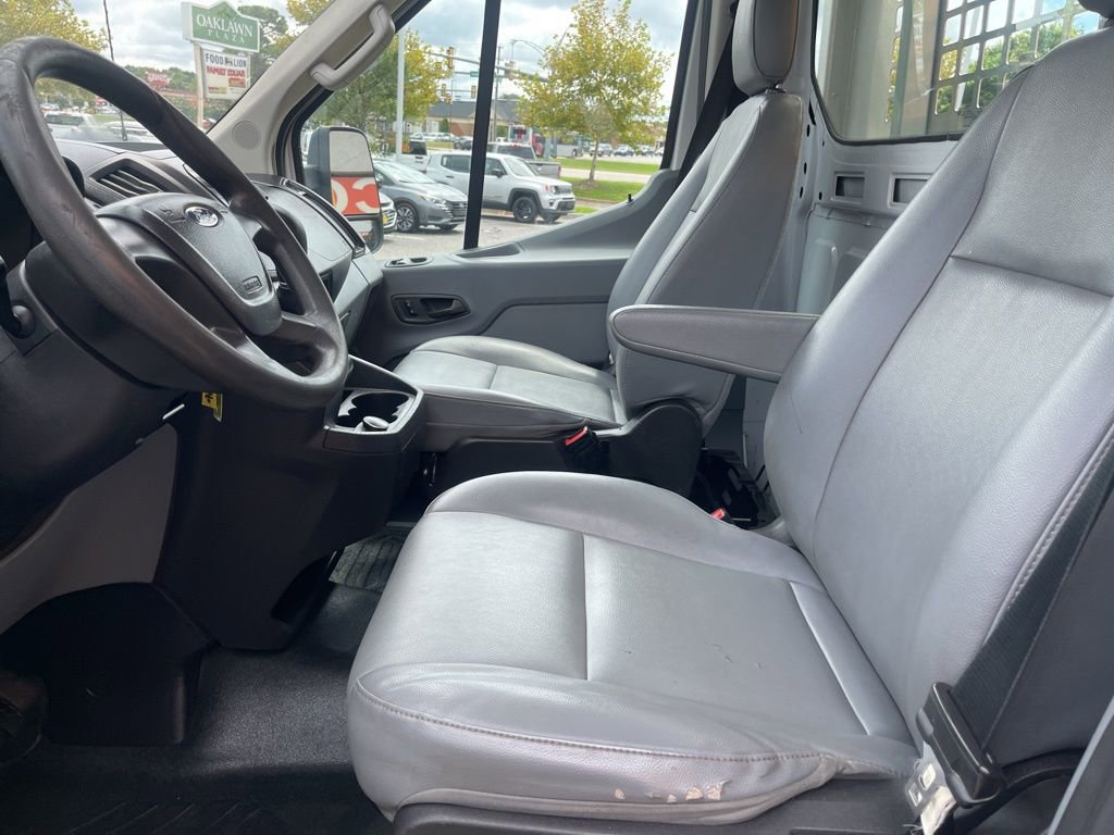 Used 2019 Ford Transit 250 138 RWD image 13