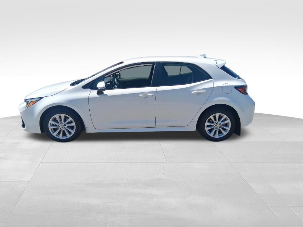 Used 2023 Toyota Corolla SE image 2