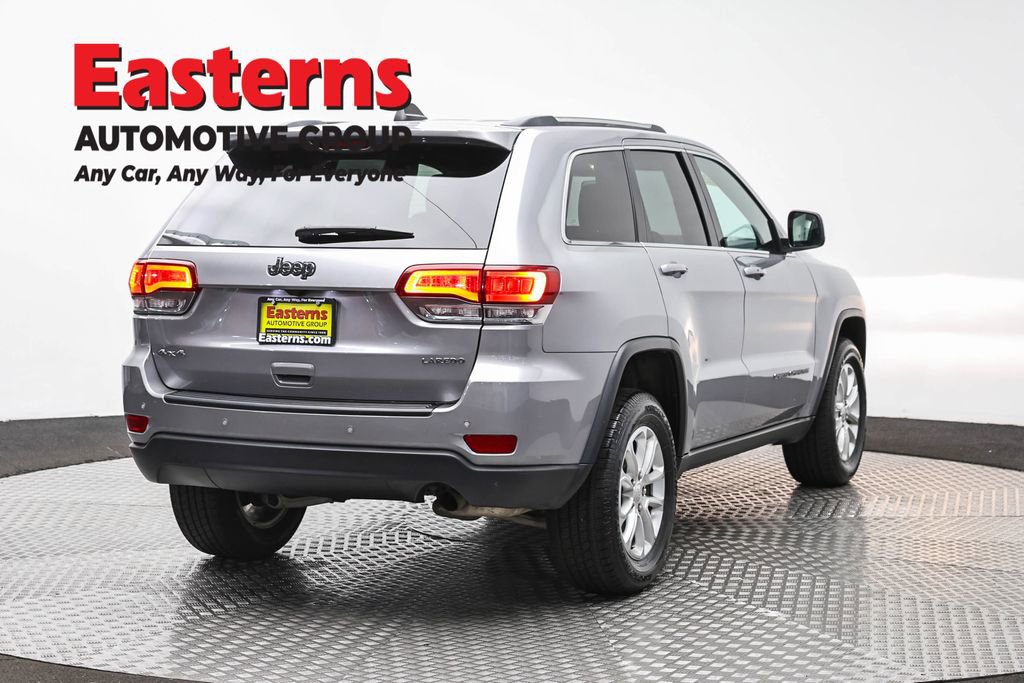 Used 2021 Jeep Grand Cherokee Laredo AWD/4WD image 4