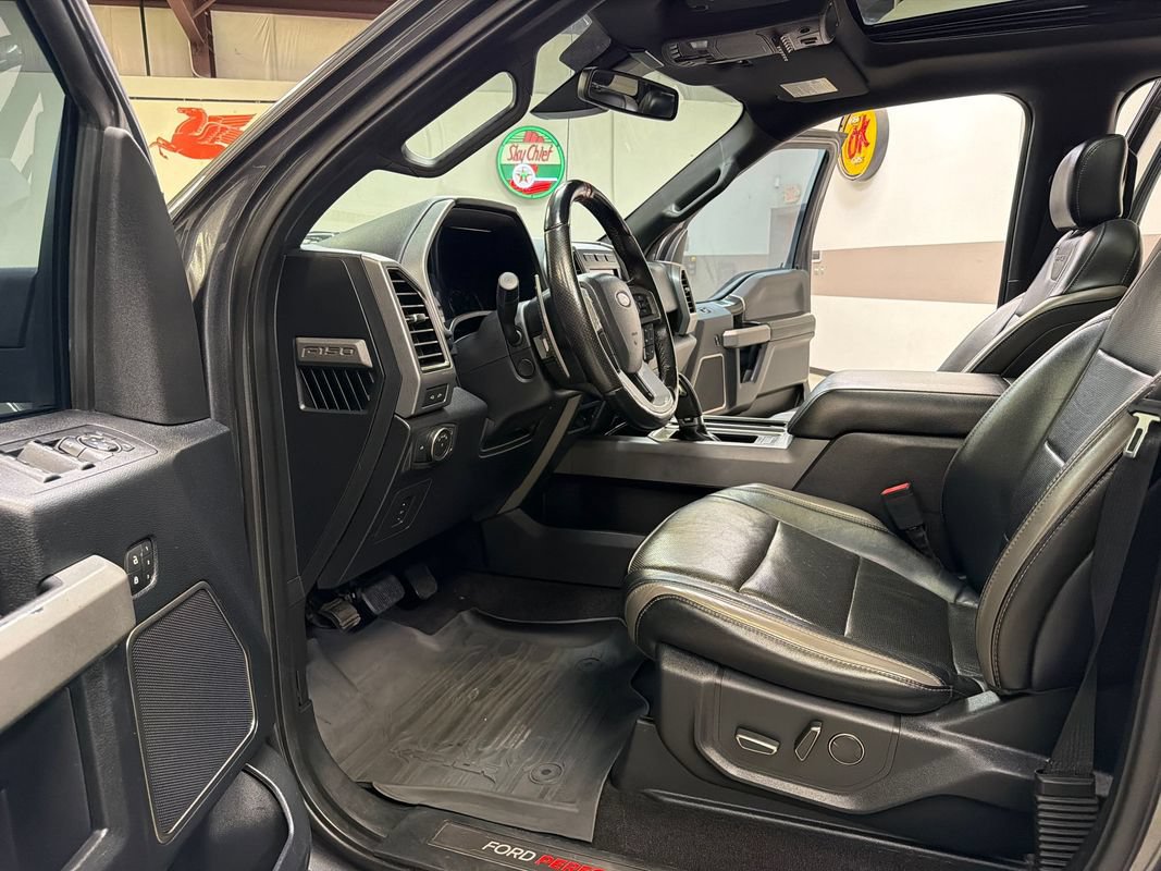 Used 2018 Ford F150 Raptor w/ Equipment Group 802A Luxury AWD/4WD image 23