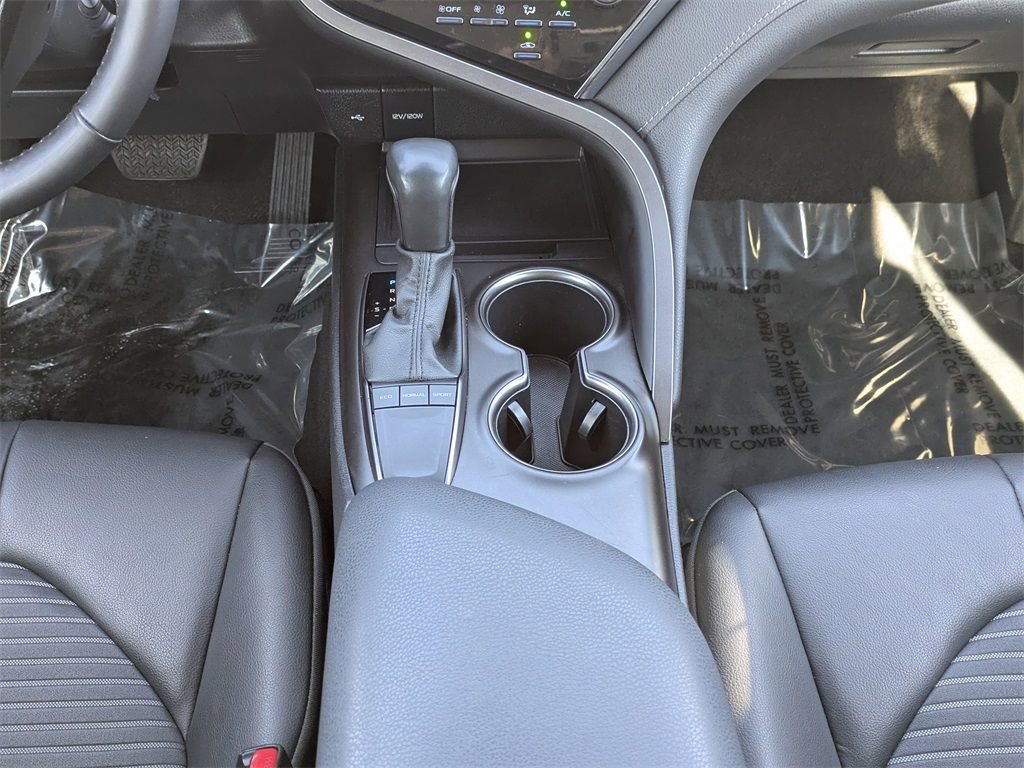 Used 2023 Toyota Camry SE FWD image 17