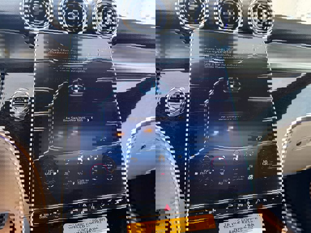 New 2026 Mercedes-Benz GLC 300 4MATIC image 11