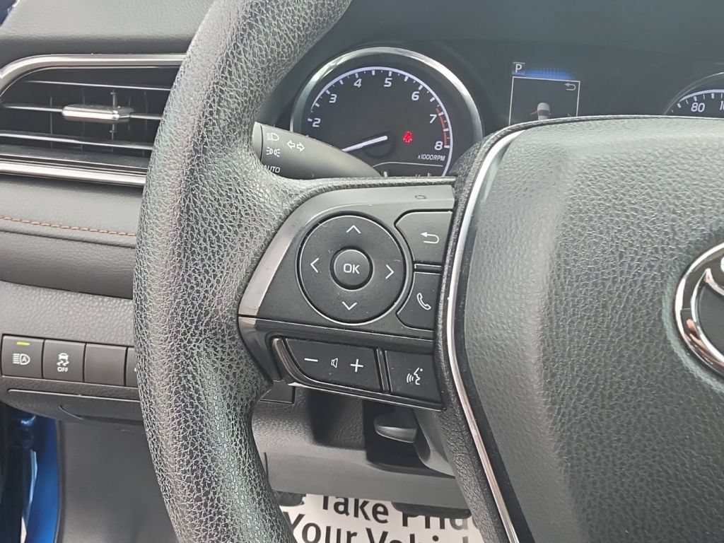 Used 2019 Toyota Camry LE FWD image 14