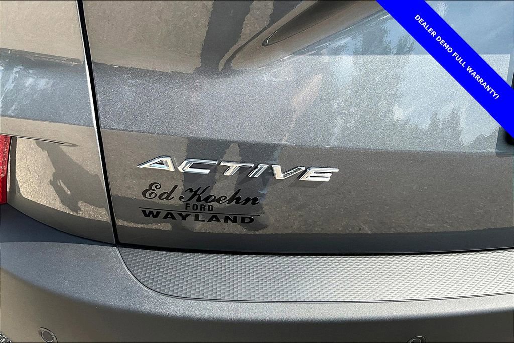New 2025 Ford Escape Active w/ Active Premium Tech Pack image 12
