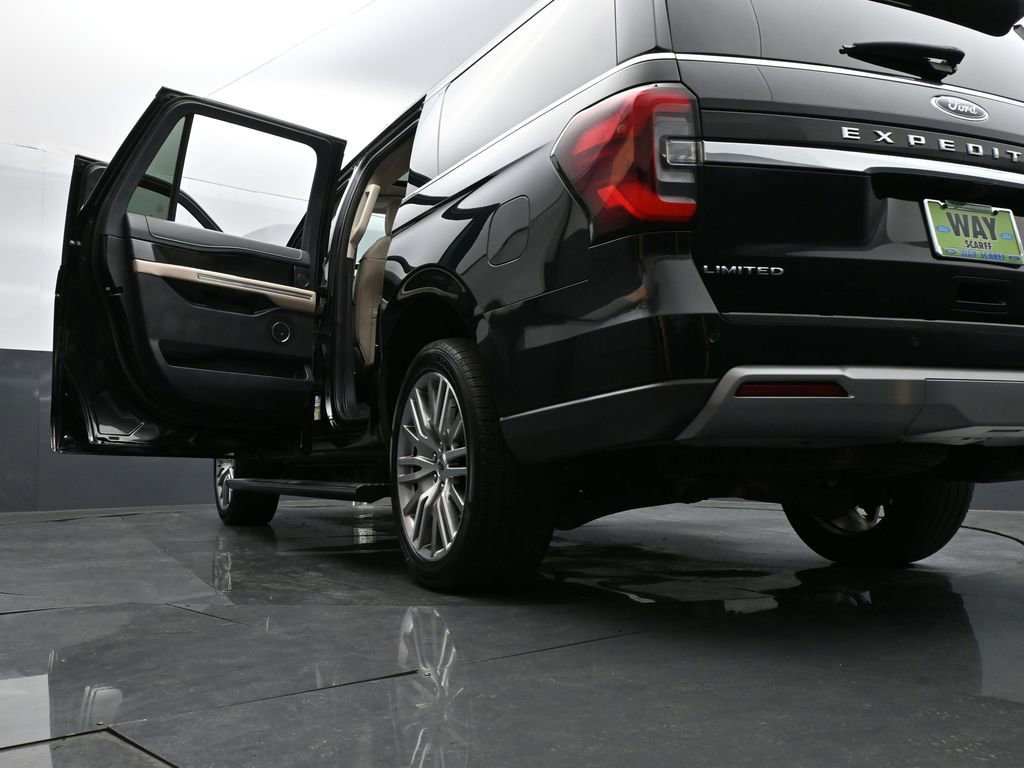 Used 2024 Ford Expedition Max Limited image 39
