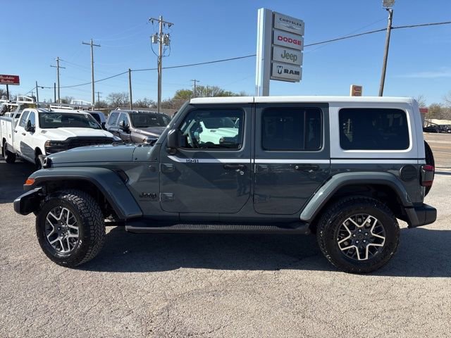 New 2026 Jeep Wrangler Sahara w/ Whitecap Package image 2