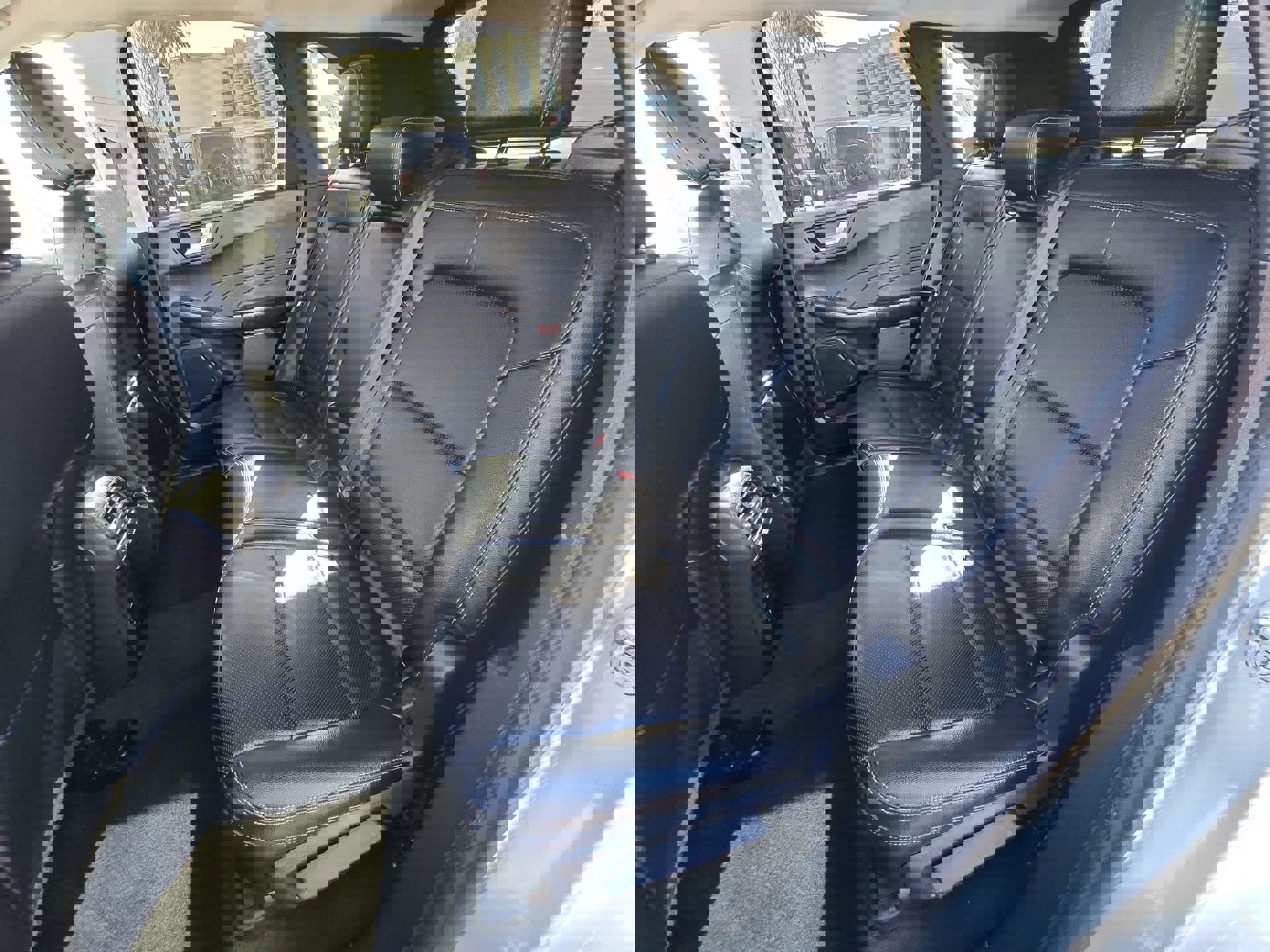 Used 2022 Ford Escape SEL image 24