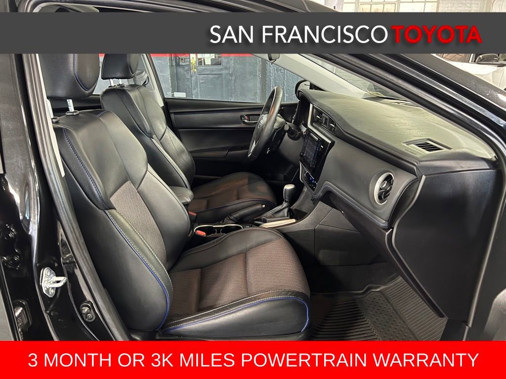 Used 2017 Toyota Corolla SE w/ SE Premium Package FWD image 18