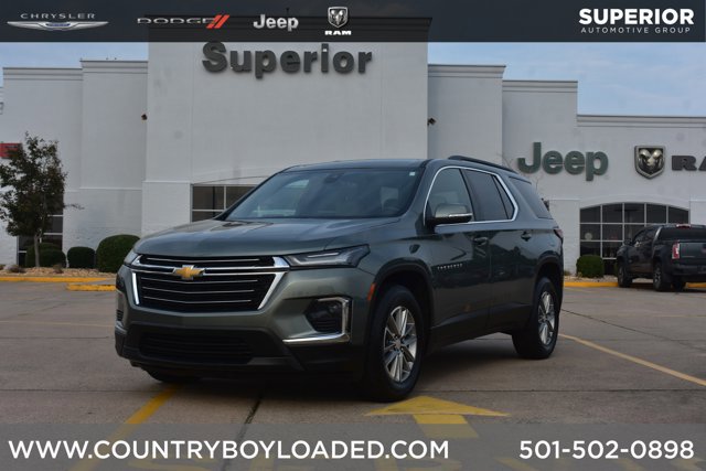 Used 2023 Chevrolet Traverse LT