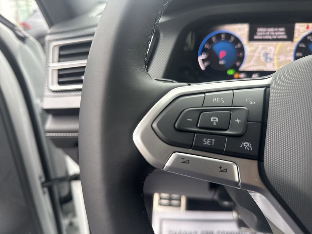 New 2026 Volkswagen Atlas Cross Sport SEL Premium R-Line image 20