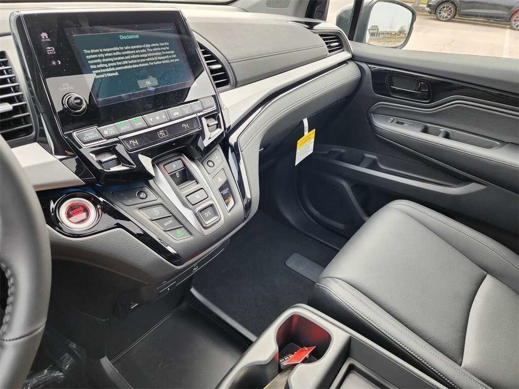 Used 2024 Honda Odyssey Touring image 30
