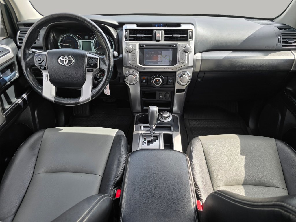 Used 2018 Toyota 4Runner SR5 Premium AWD/4WD image 2
