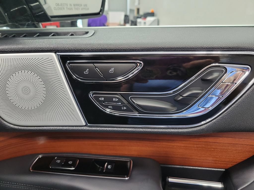 Used 2024 Lincoln Navigator L Reserve AWD/4WD image 24