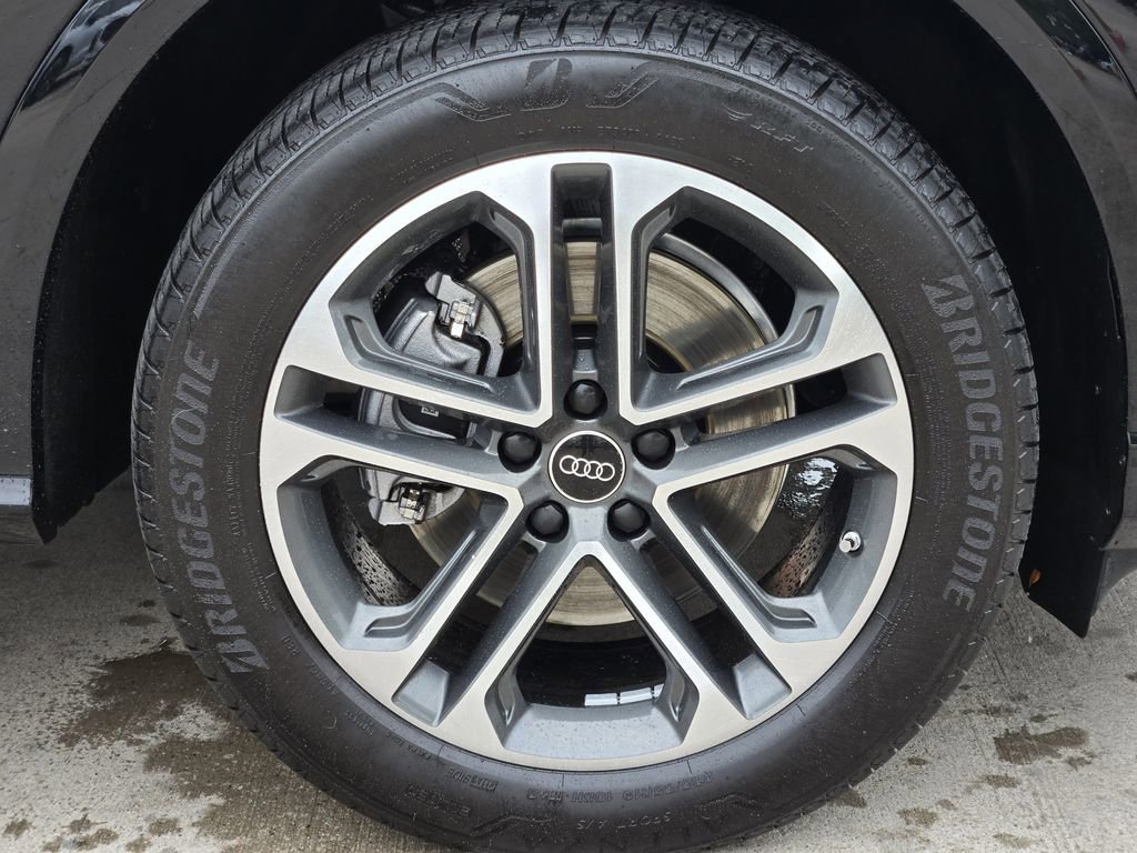 Used 2025 Audi Q5 Premium Plus w/ Premium Plus AWD/4WD image 16