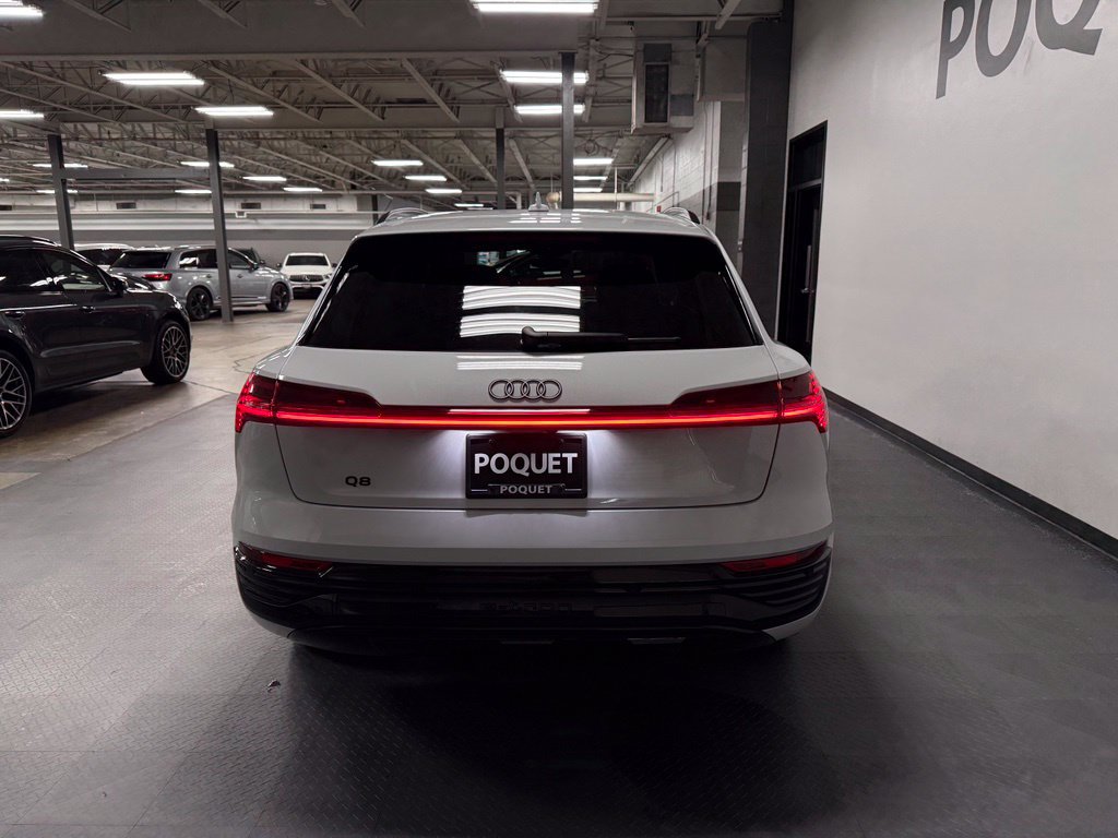 Used 2024 Audi Q8 e-tron Prestige w/ Prestige Package AWD/4WD image 5