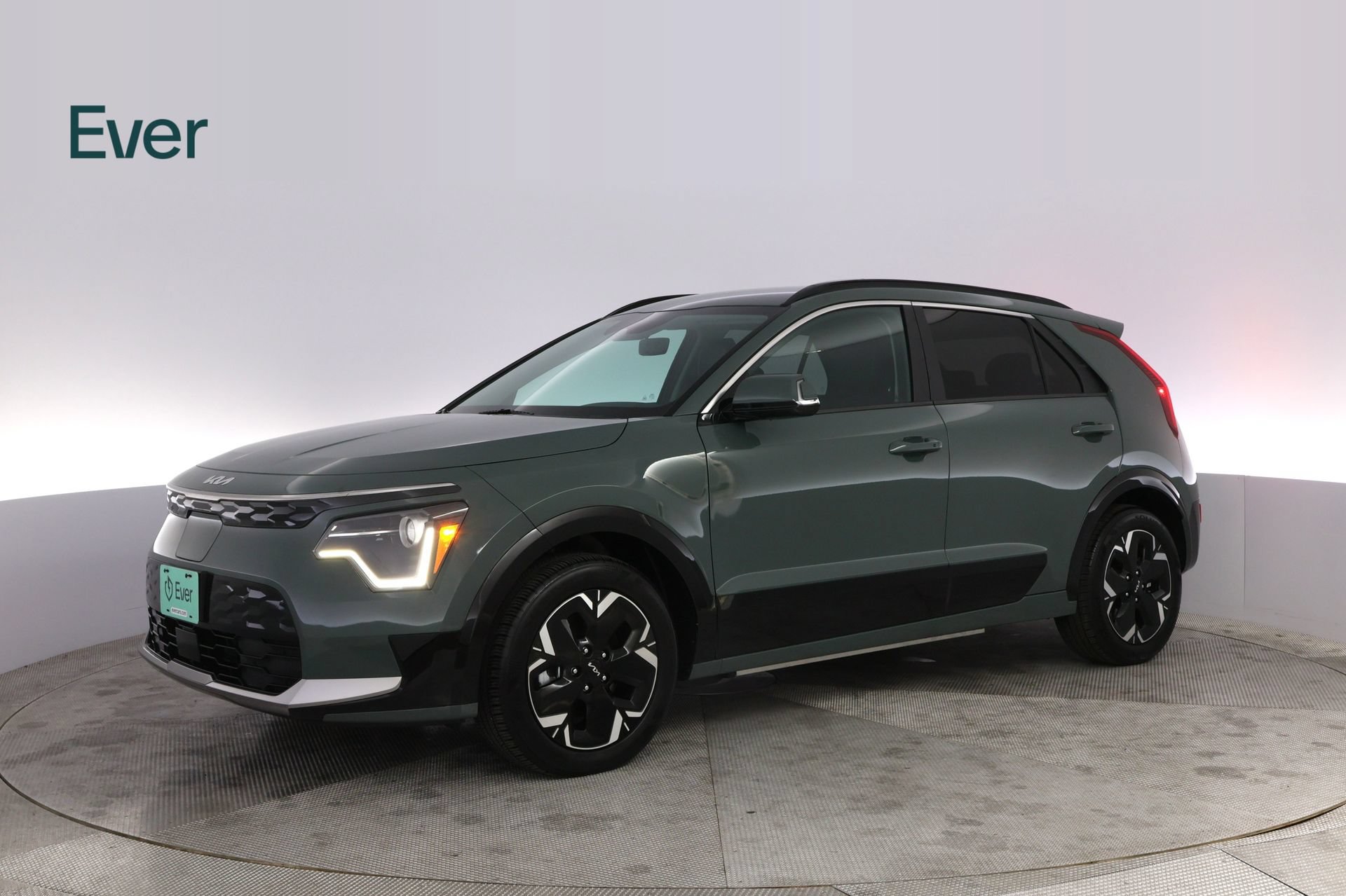 Used 2025 Kia Niro Wind w/ Wind Preserve Package FWD image 18