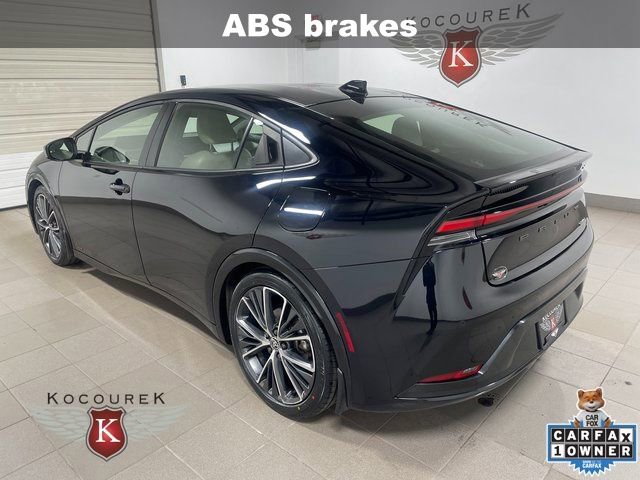 Used 2023 Toyota Prius XLE image 4