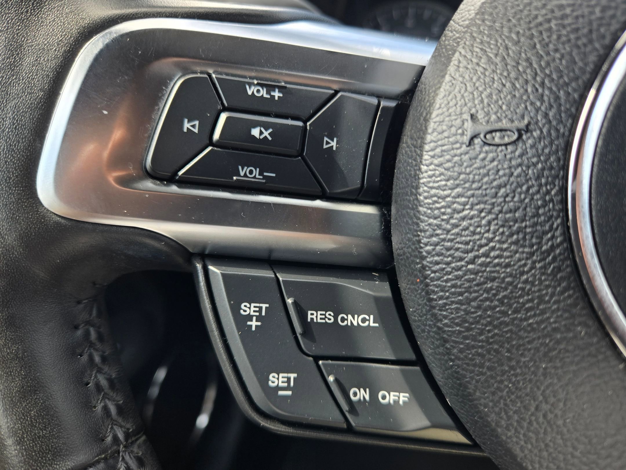 Used 2019 Ford Mustang Premium image 22