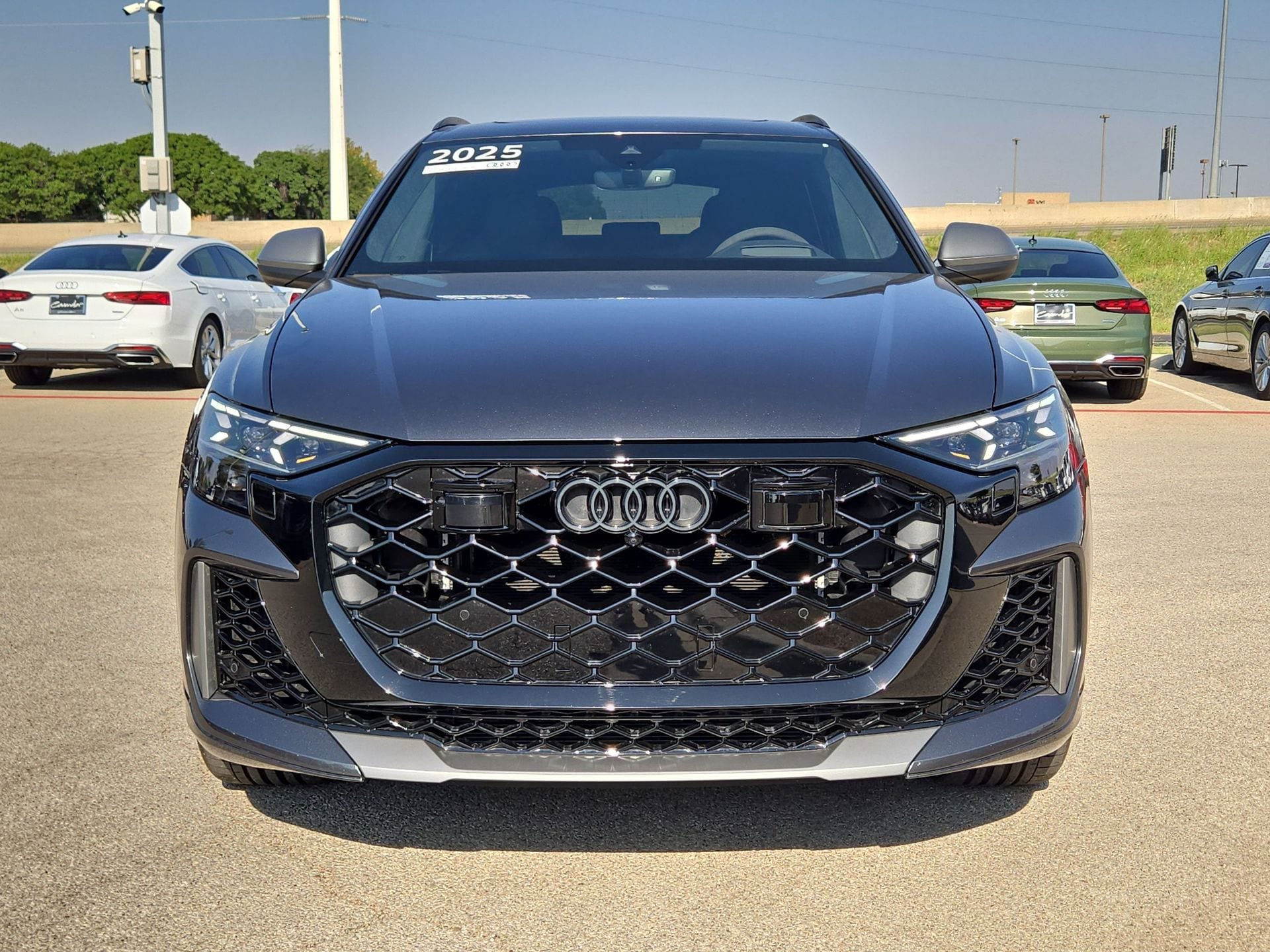 Certified 2025 Audi RS Q8 performance AWD/4WD image 10