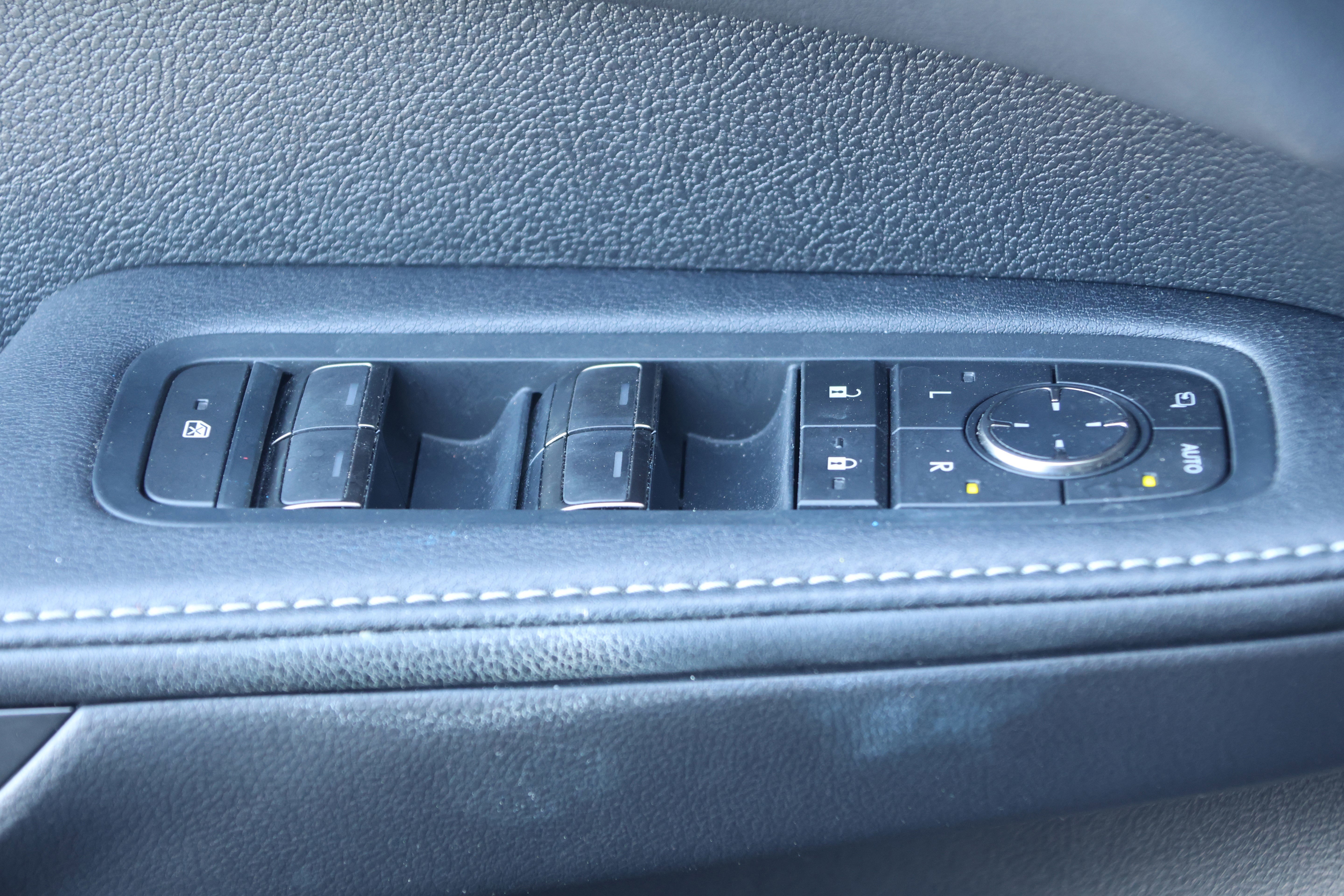 Used 2024 Lexus RX 350 Premium Plus w/ Convenience Package FWD image 13