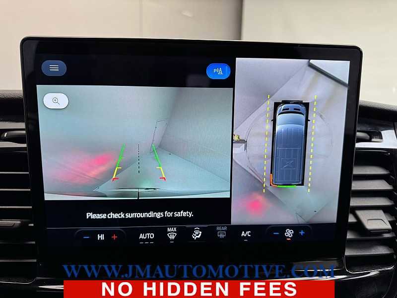 Used 2023 Ford Transit 350 XLT image 30