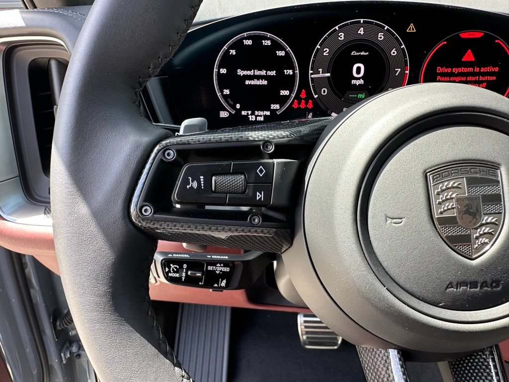 Certified 2025 Porsche Cayenne Turbo AWD/4WD image 21
