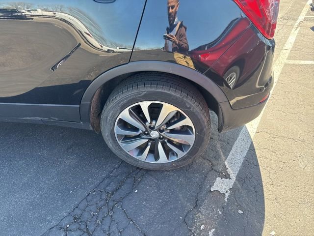 Used 2021 Buick Encore Preferred FWD image 16