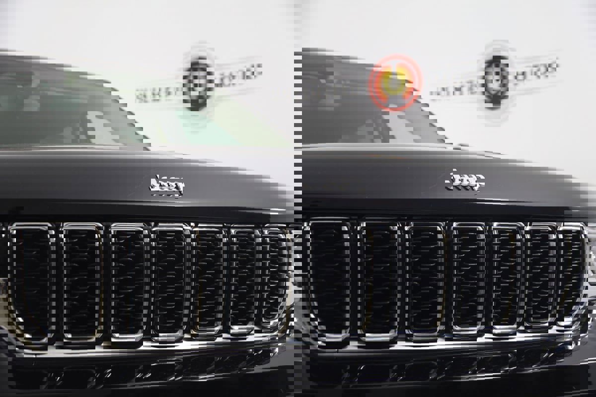 Used 2022 Jeep Grand Cherokee L Limited image 21