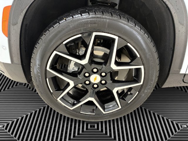 Certified 2026 Chevrolet Traverse High Country AWD/4WD image 9