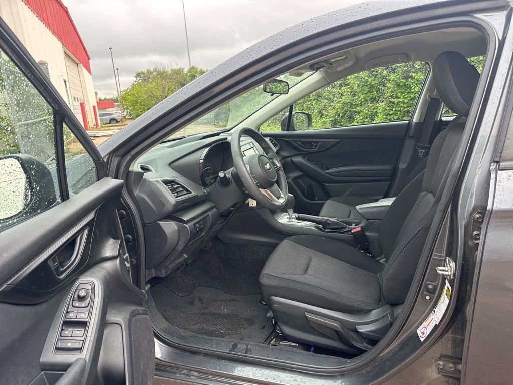 Used 2019 Subaru Impreza 2.0i w/ Eyesight image 9