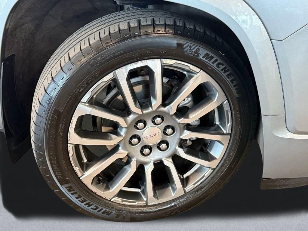 Used 2023 GMC Acadia Denali w/ Denali Ultimate Package image 19
