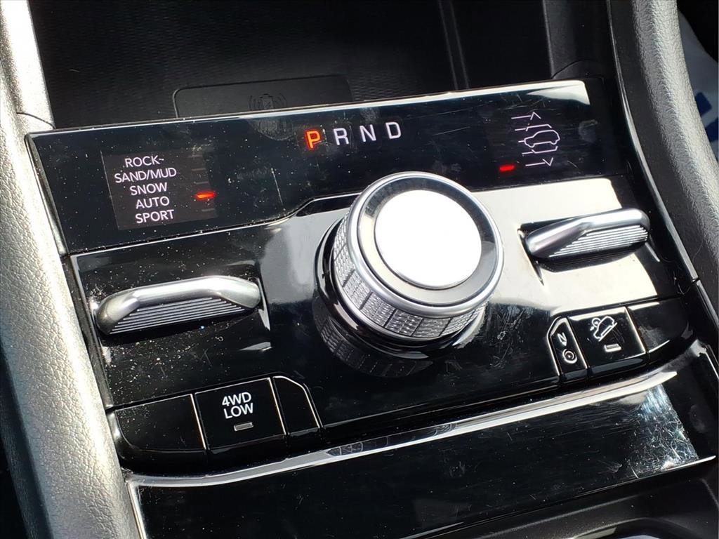 Used 2023 Jeep Grand Cherokee Summit w/ Advanced Protech Group IV image 26