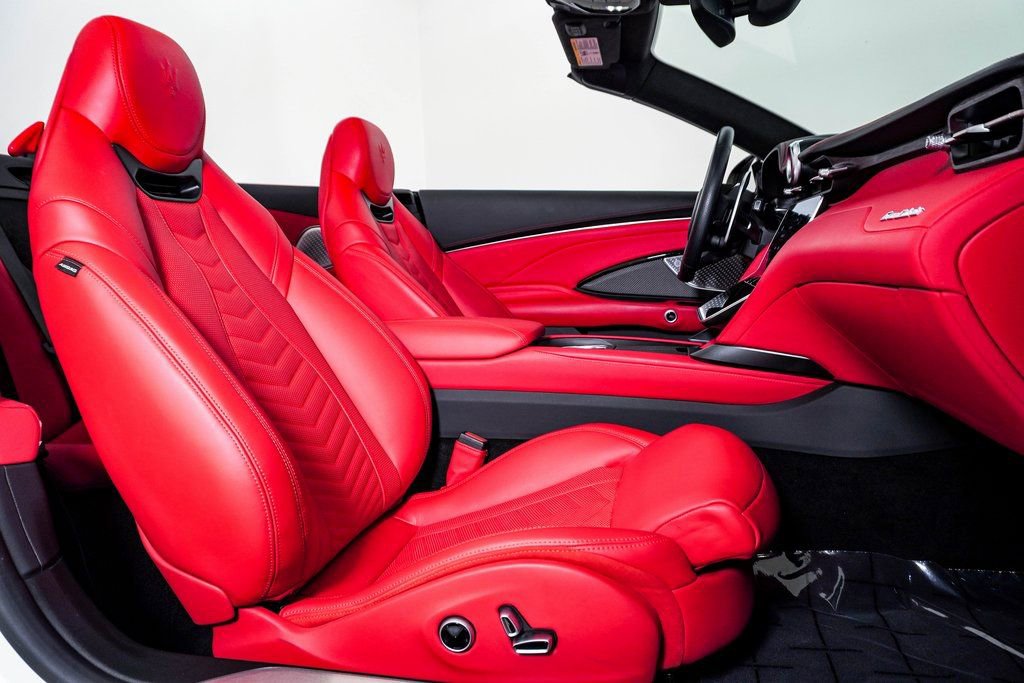 Certified 2024 Maserati GranCabrio Trofeo image 16