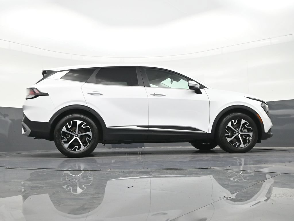 Used 2024 Kia Sportage EX FWD image 29