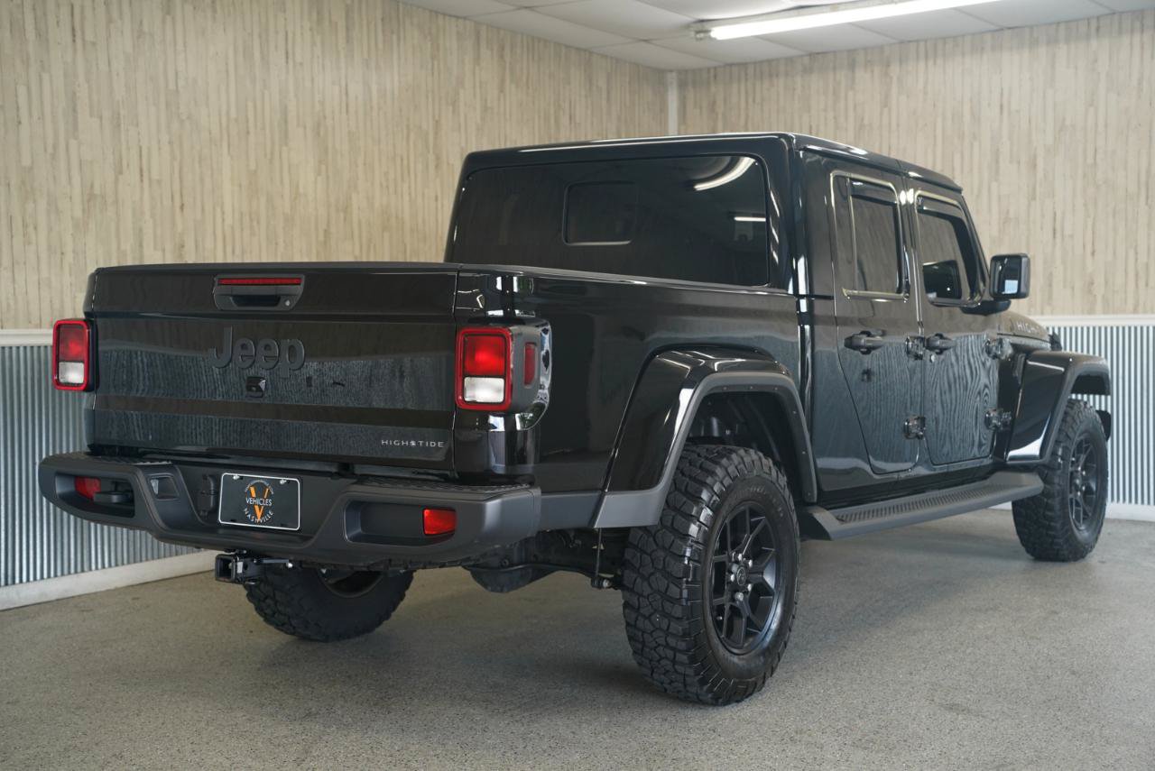 Used 2025 Jeep Gladiator Sport AWD/4WD image 10