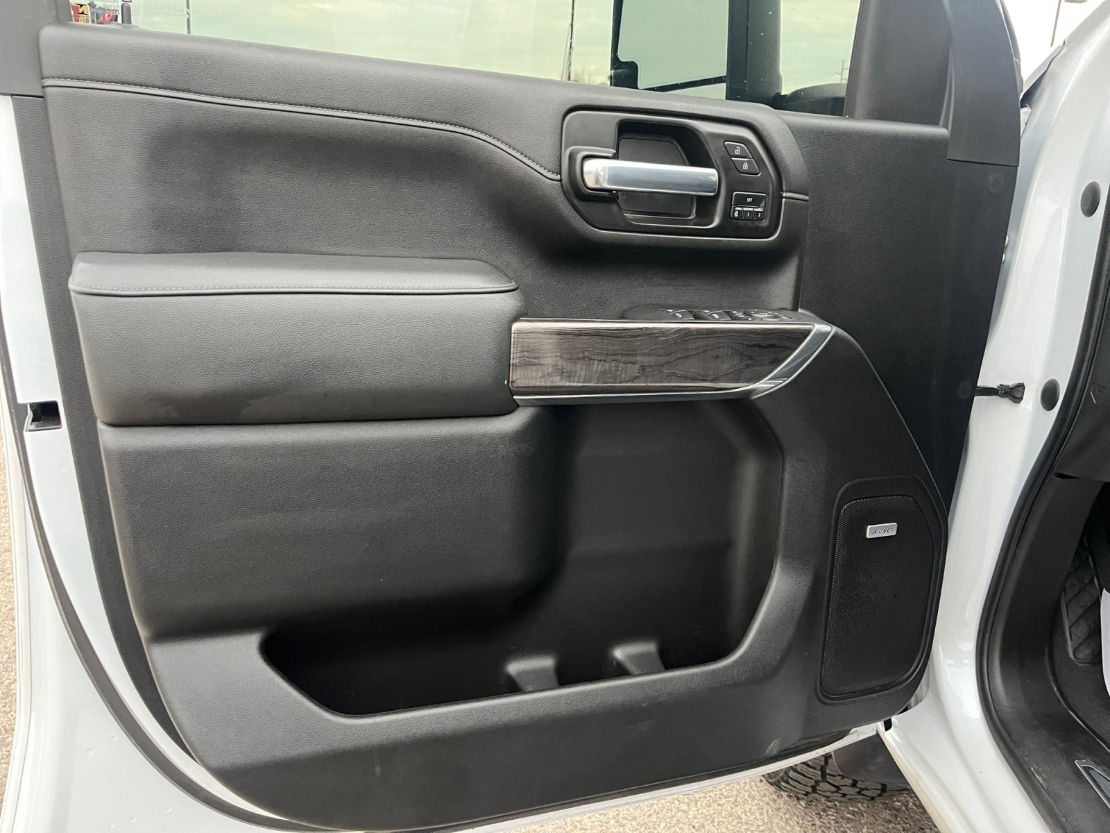 Used 2021 Chevrolet Silverado 2500 LTZ image 13