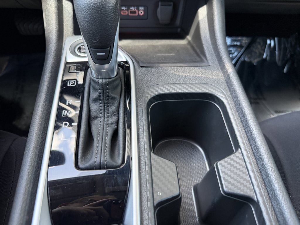 Used 2025 Nissan Sentra SV FWD image 23