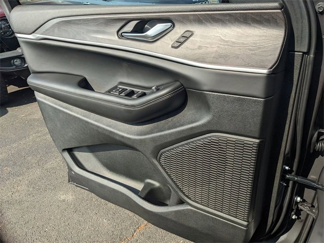 New 2025 Jeep Grand Cherokee Limited w/ Black Appearance Package image 19