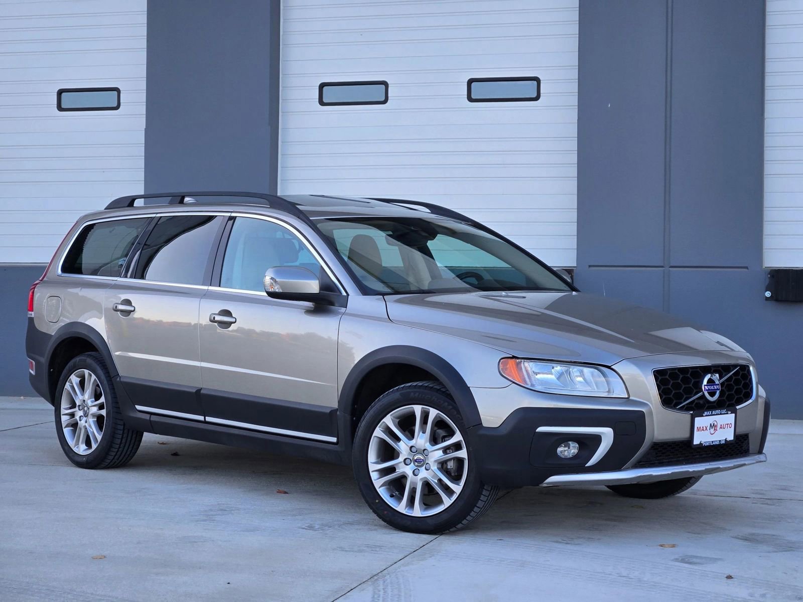 Used 2016 Volvo XC70 T5 Premier