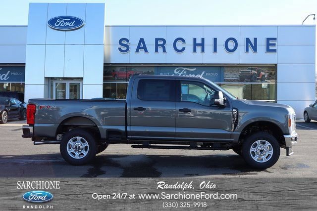 New 2026 Ford F250 XLT w/ FX4 Off-Road Package AWD/4WD image 1