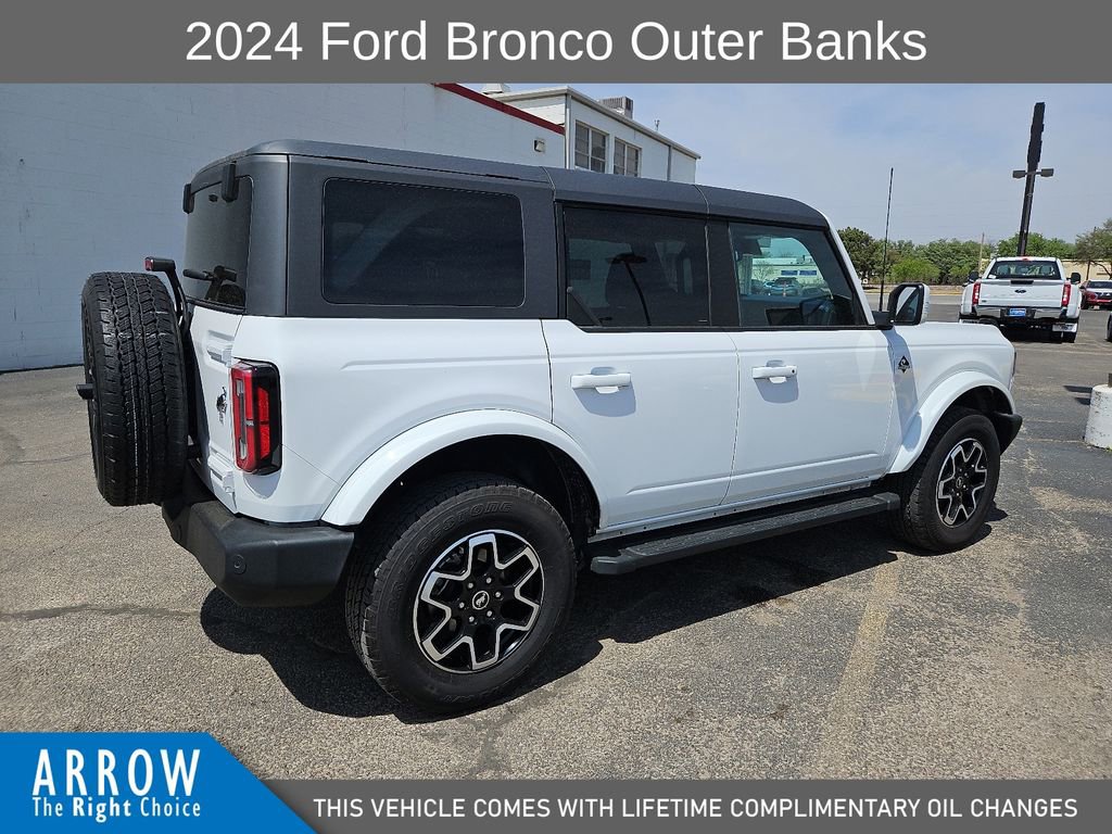 Used 2024 Ford Bronco Outer Banks image 13