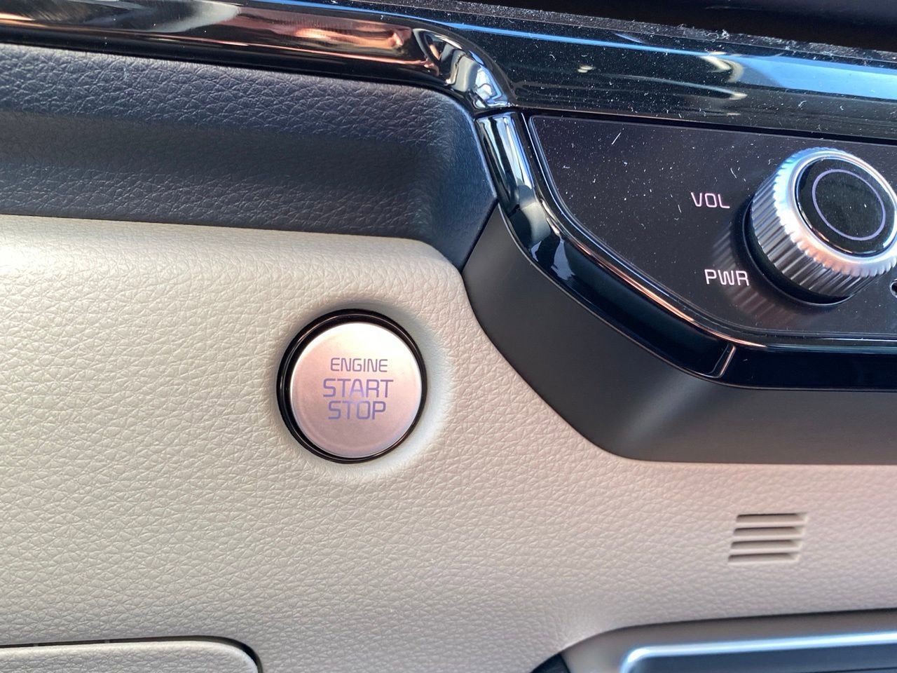 New 2026 Kia Carnival SX Prestige image 17