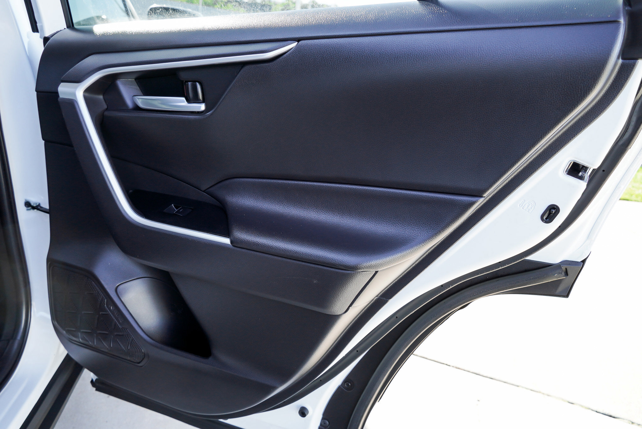 Certified 2025 Toyota RAV4 XLE image 27