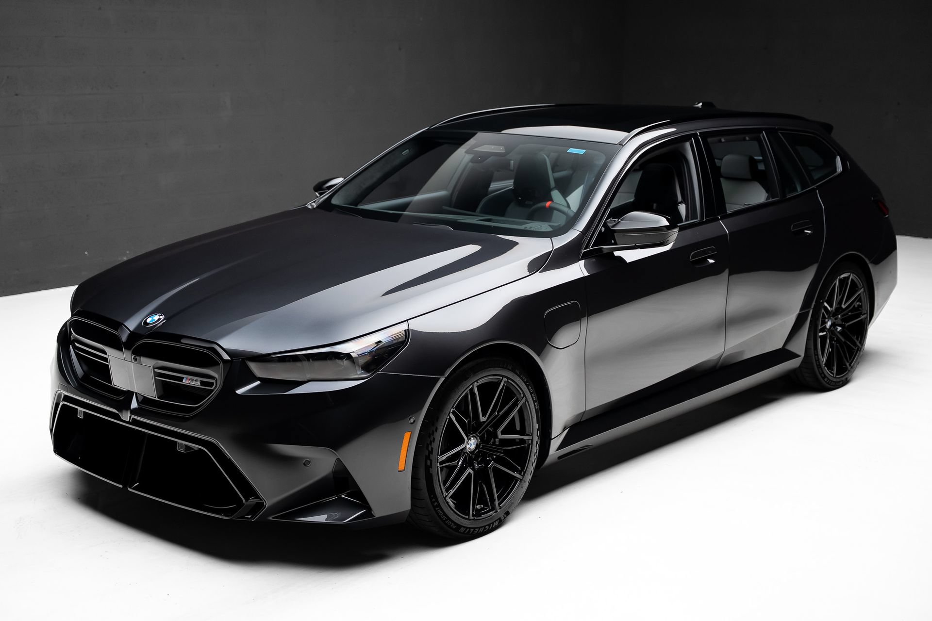 Used 2027 BMW M5 Touring AWD/4WD image 5
