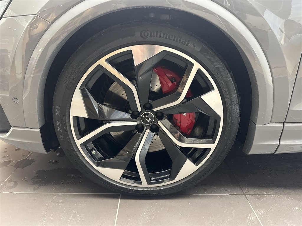 Used 2024 Audi RS Q8 w/ Black Optic Package image 10
